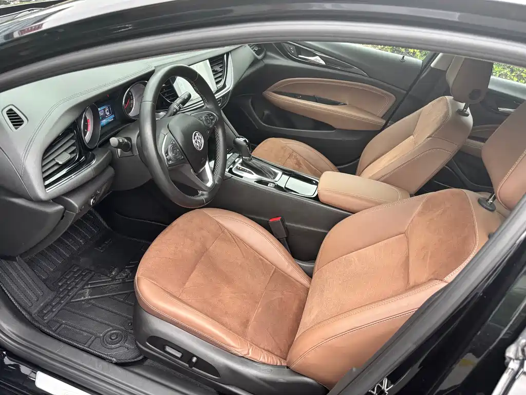 Buick Regal — миниатюра 8