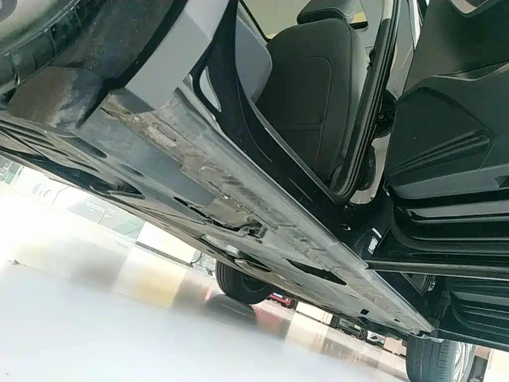 Volkswagen Tiguan L — миниатюра 21
