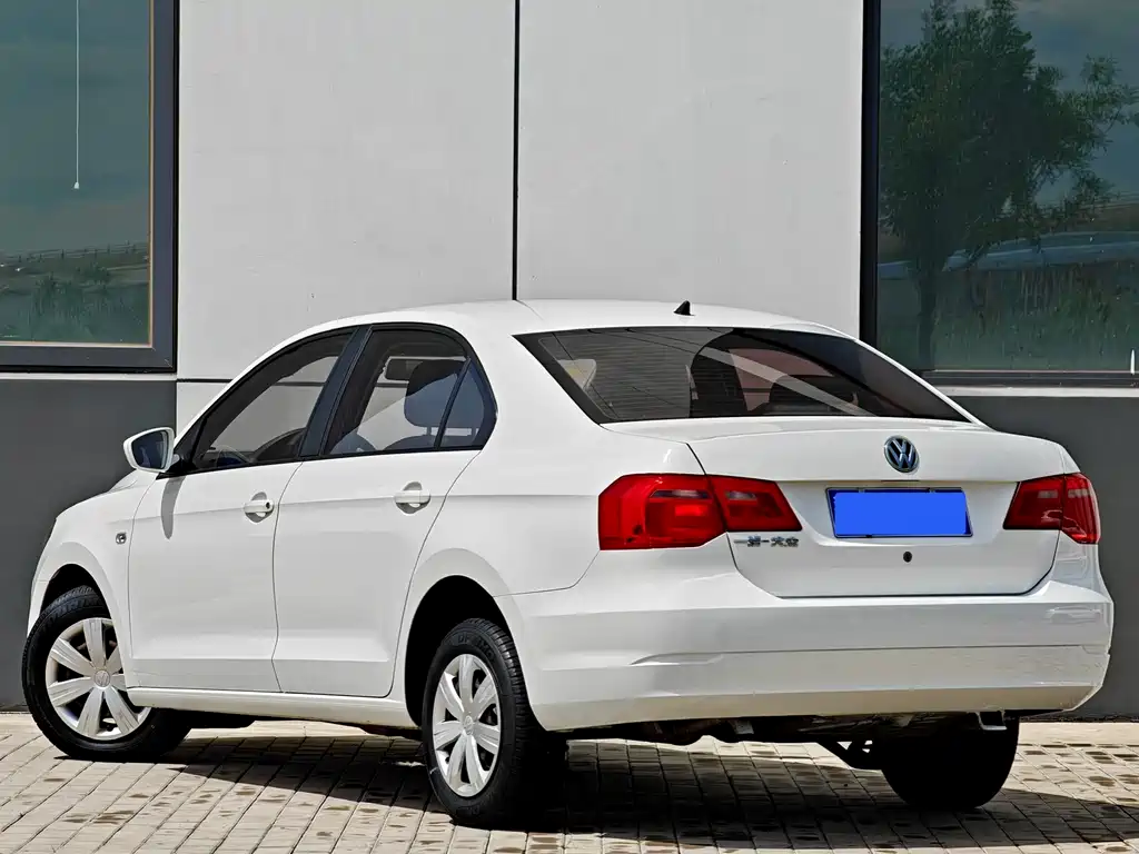 Volkswagen Jetta — миниатюра 4