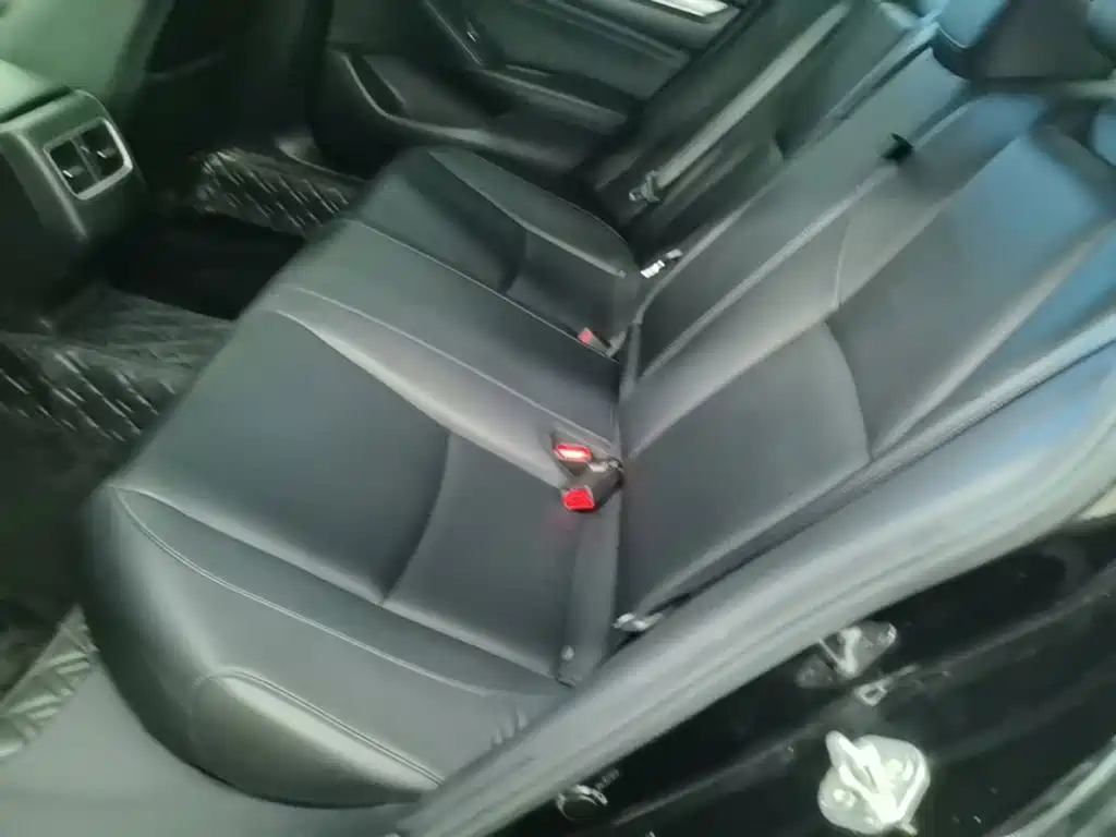 Honda Accord — миниатюра 17
