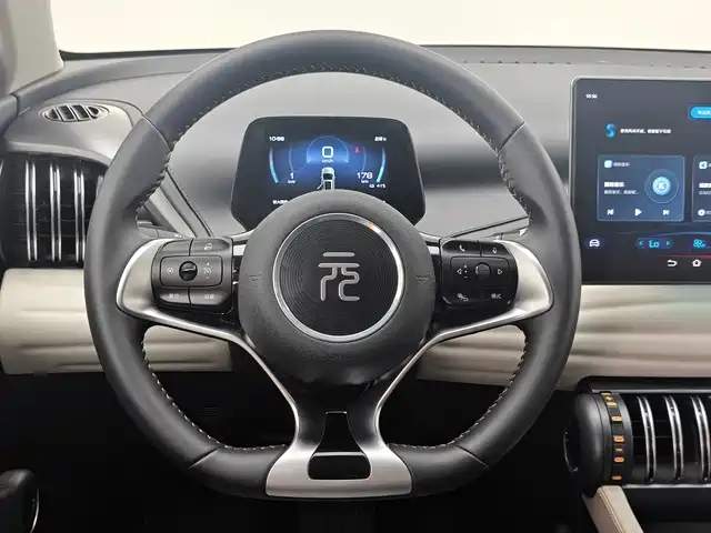 BYD Yuan Plus — миниатюра 11