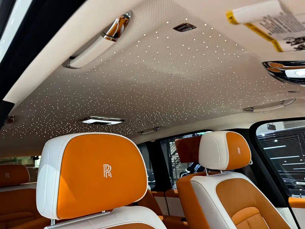Rolls-Royce Cullinan 2026 Black Badge
