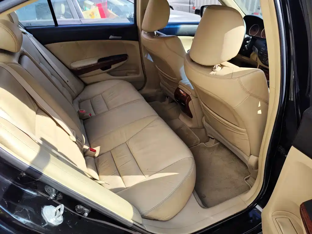 Honda Accord — миниатюра 6