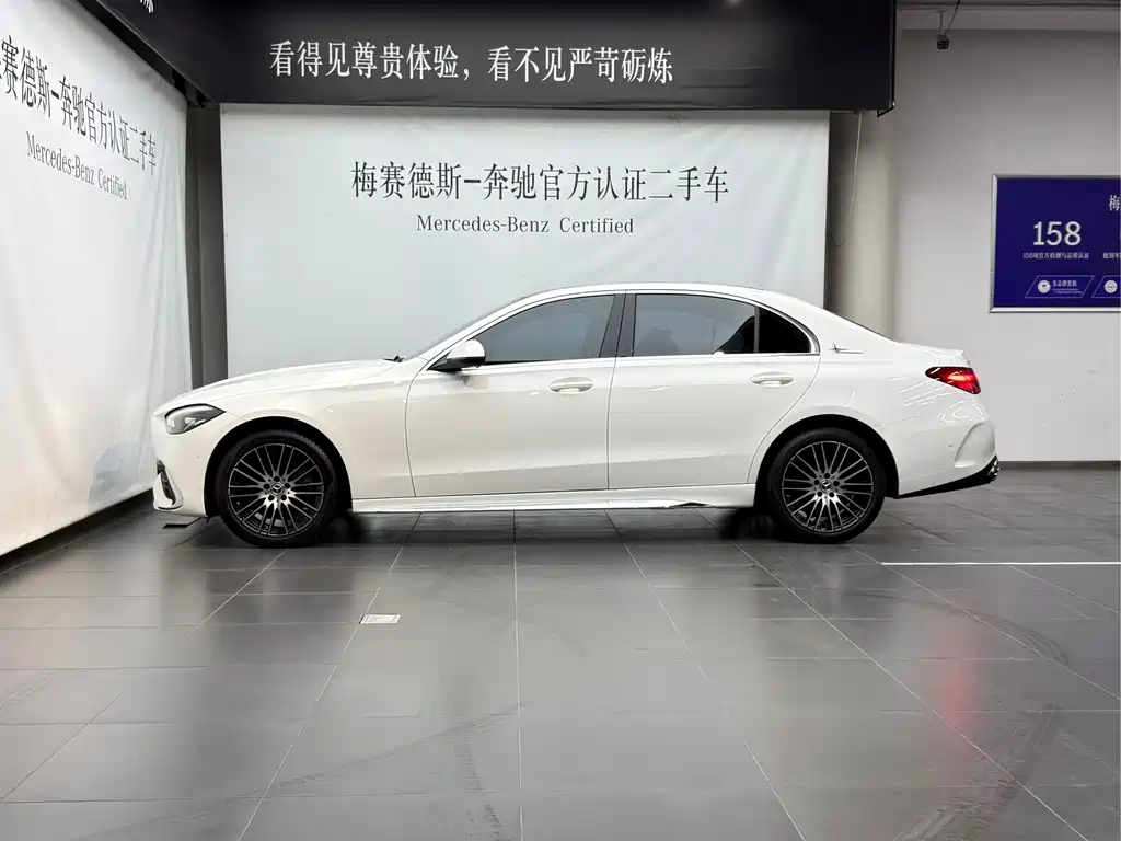 Mercedes-Benz C-Class — миниатюра 4