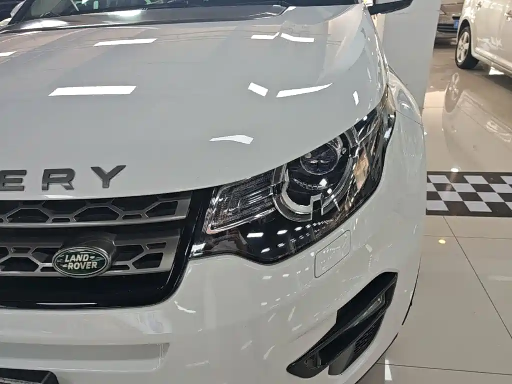 Land Rover Discovery Sport — миниатюра 24