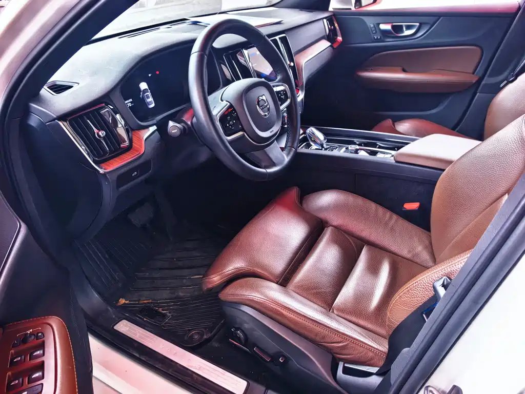 Volvo S60 — миниатюра 4