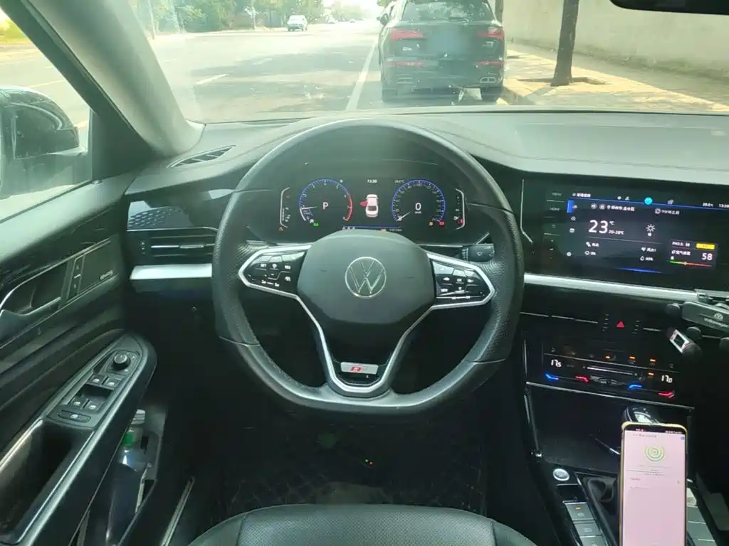 Volkswagen Passat — миниатюра 11