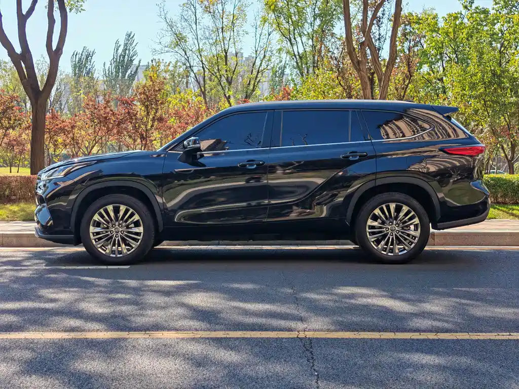 Toyota Highlander — миниатюра 4