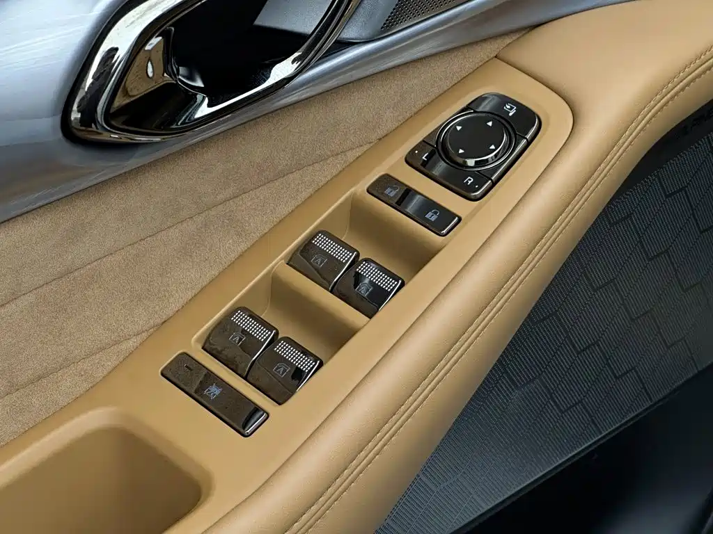 GAC Motor Trumpchi ES9 — миниатюра 12