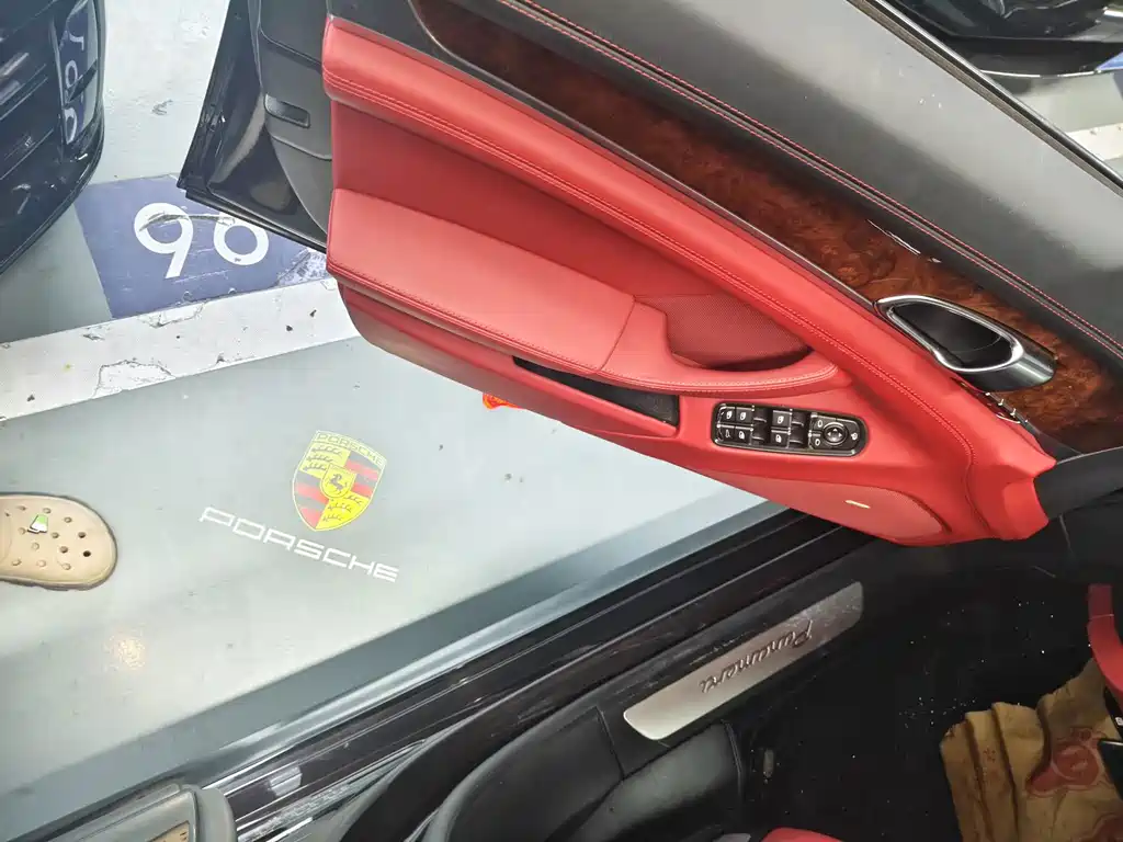 Porsche Panamera — миниатюра 4