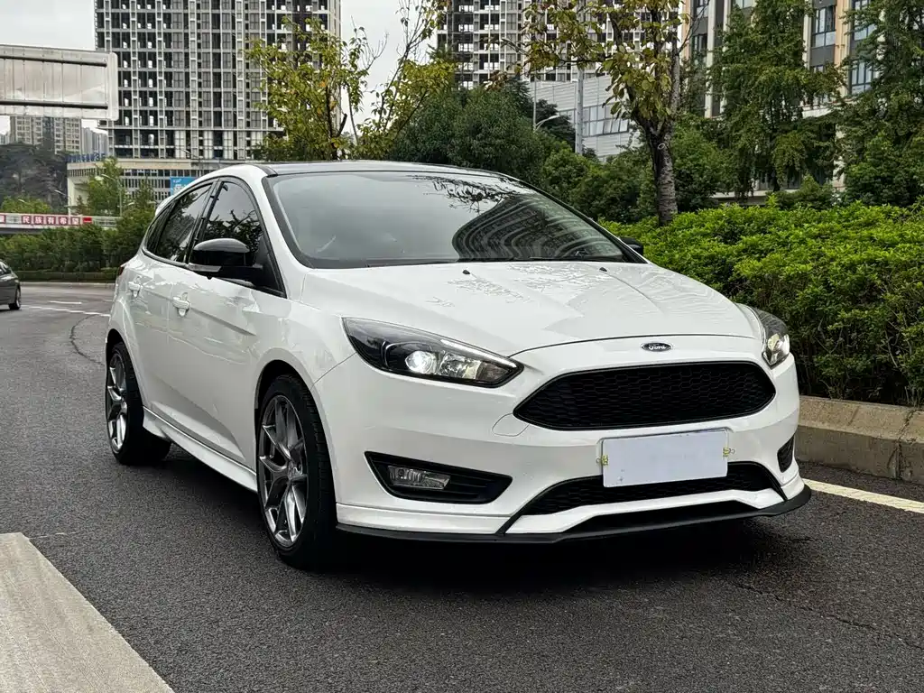 Ford Focus — миниатюра 3