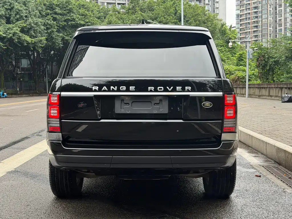 Land Rover Range Rover — миниатюра 6