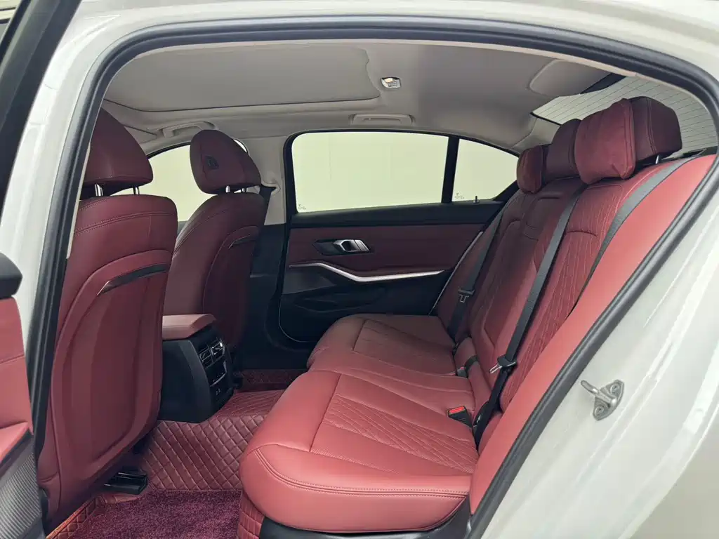 BMW 3 Series — миниатюра 7