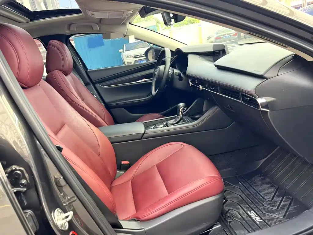 Mazda 3 Axela — миниатюра 7