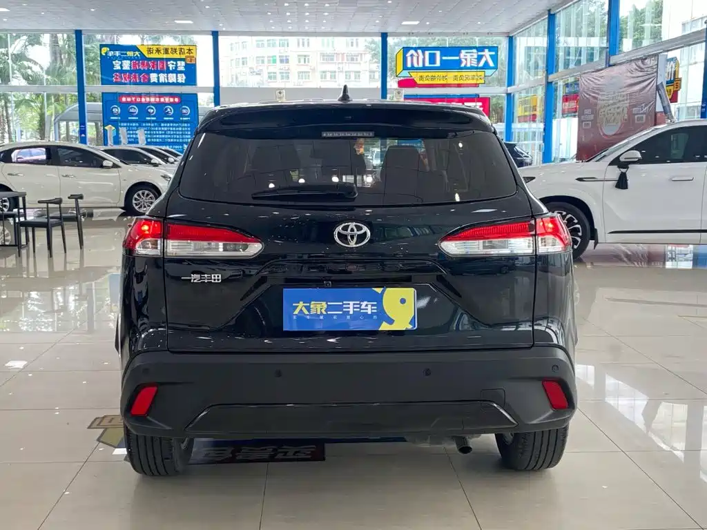 Toyota Corolla Cross — миниатюра 12