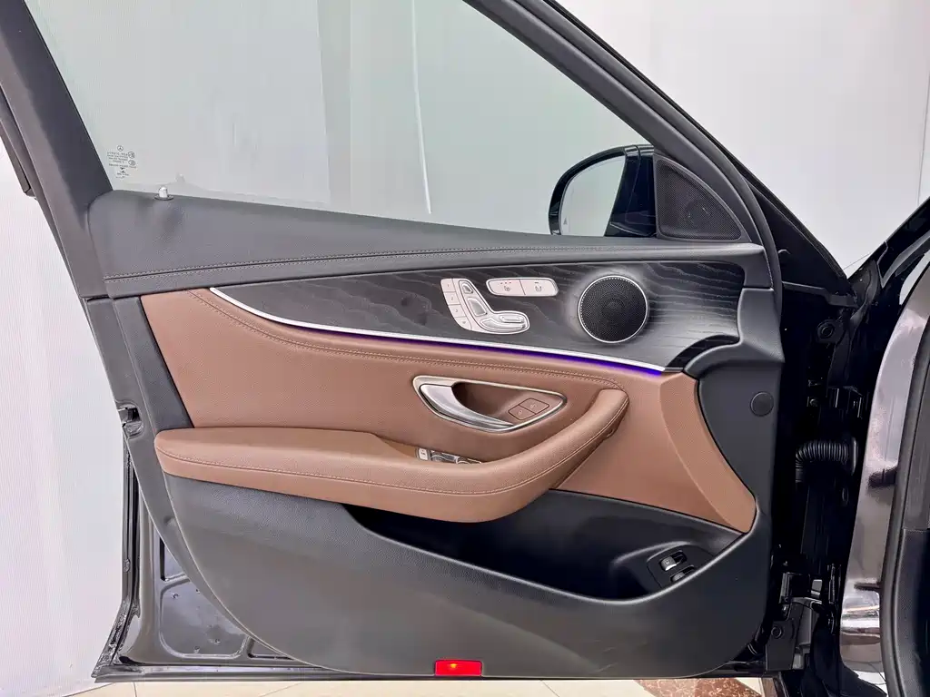 Mercedes-Benz E-Class E 2022 E 350 e L Sport