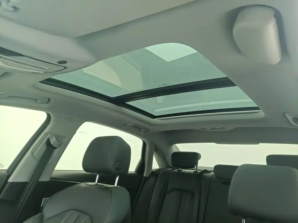Audi A4L — миниатюра 7