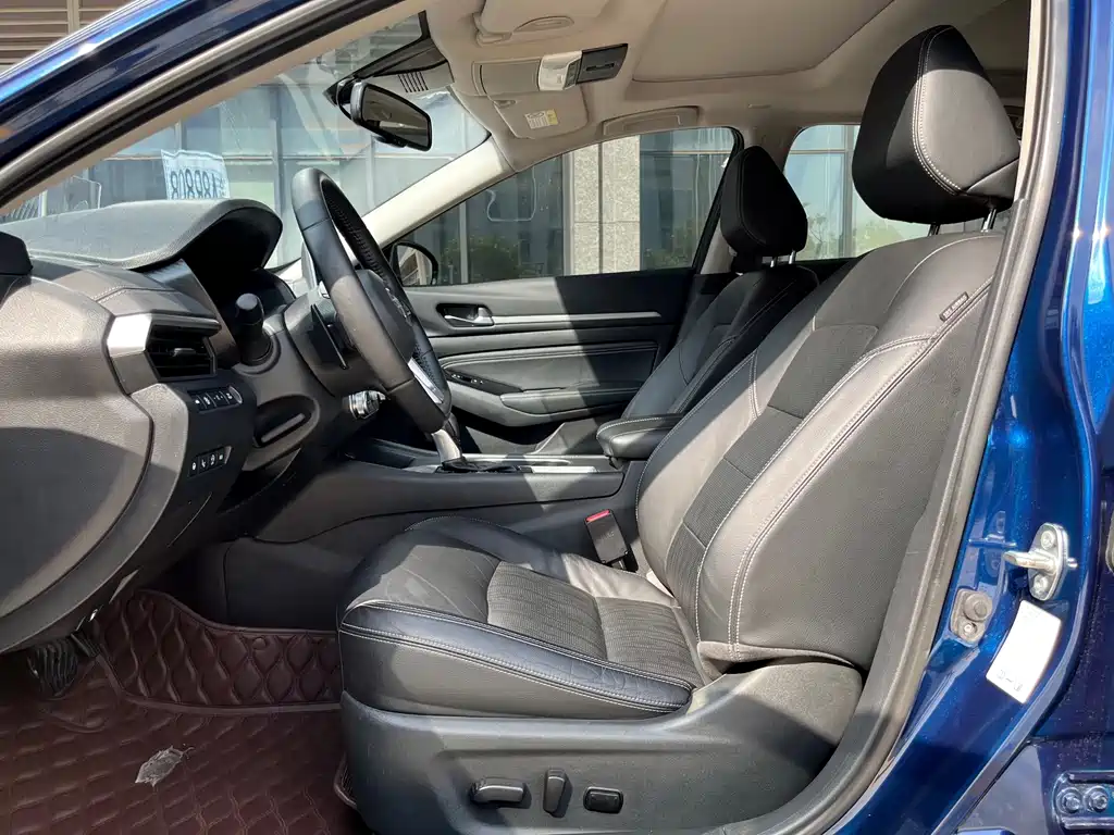 Nissan Teana — миниатюра 7