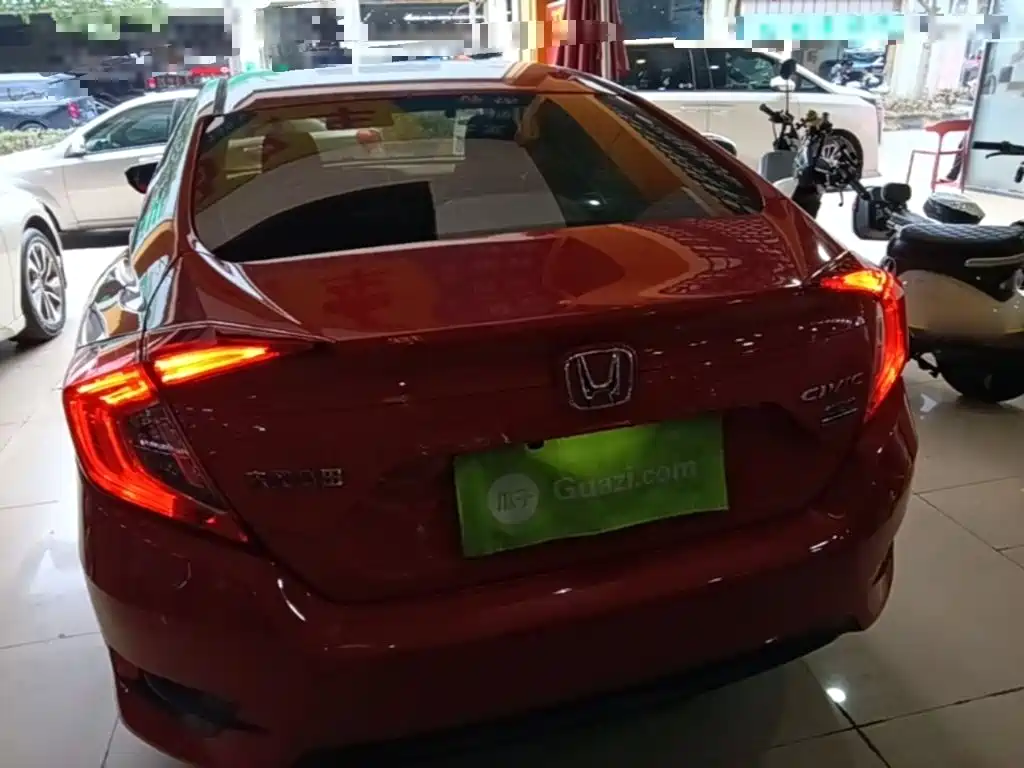 Honda Civic — миниатюра 6