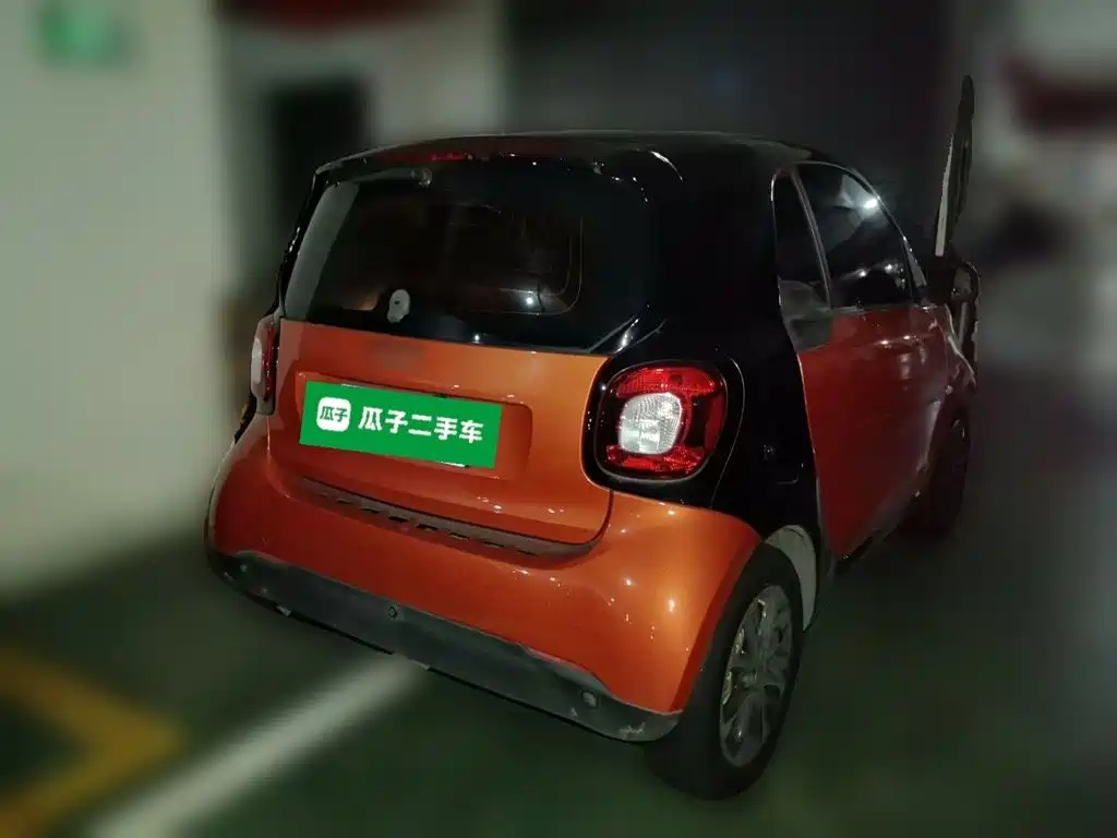 smart Smart Fortwo — миниатюра 4