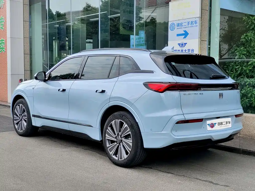 Buick E5 — миниатюра 4