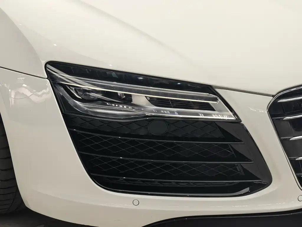 Audi R8 — миниатюра 15