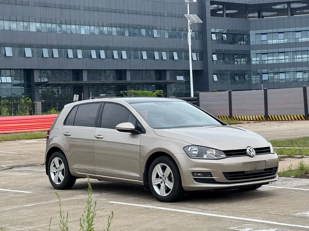 Volkswagen Golf — миниатюра 3