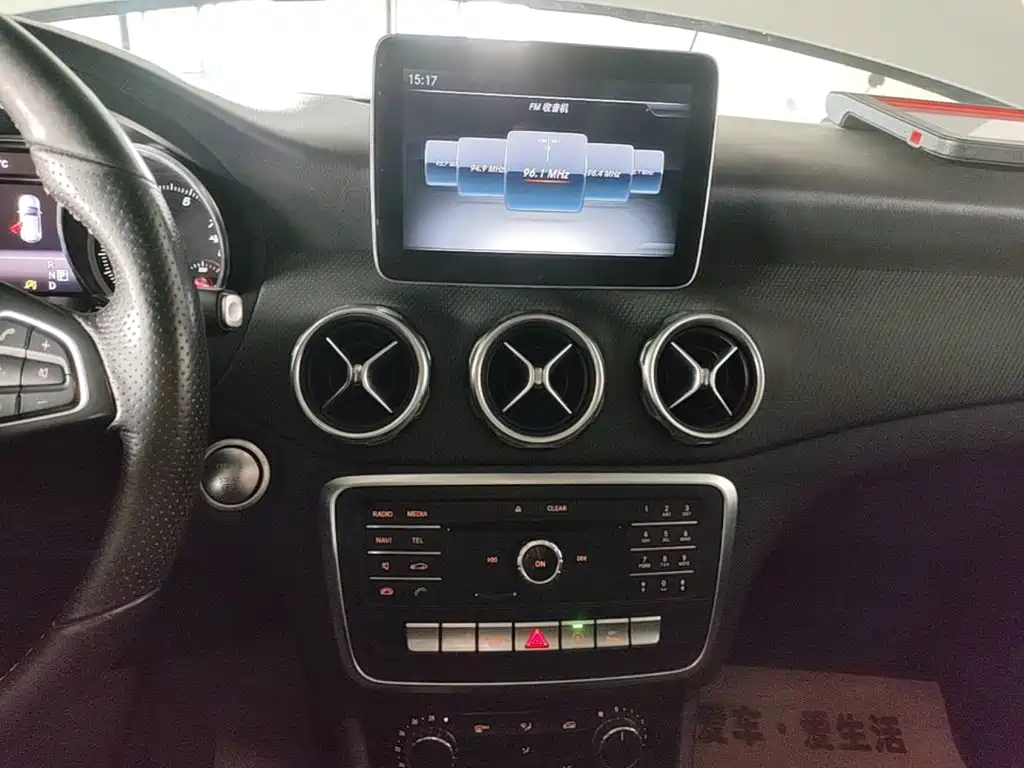 Mercedes-Benz GLA — миниатюра 13