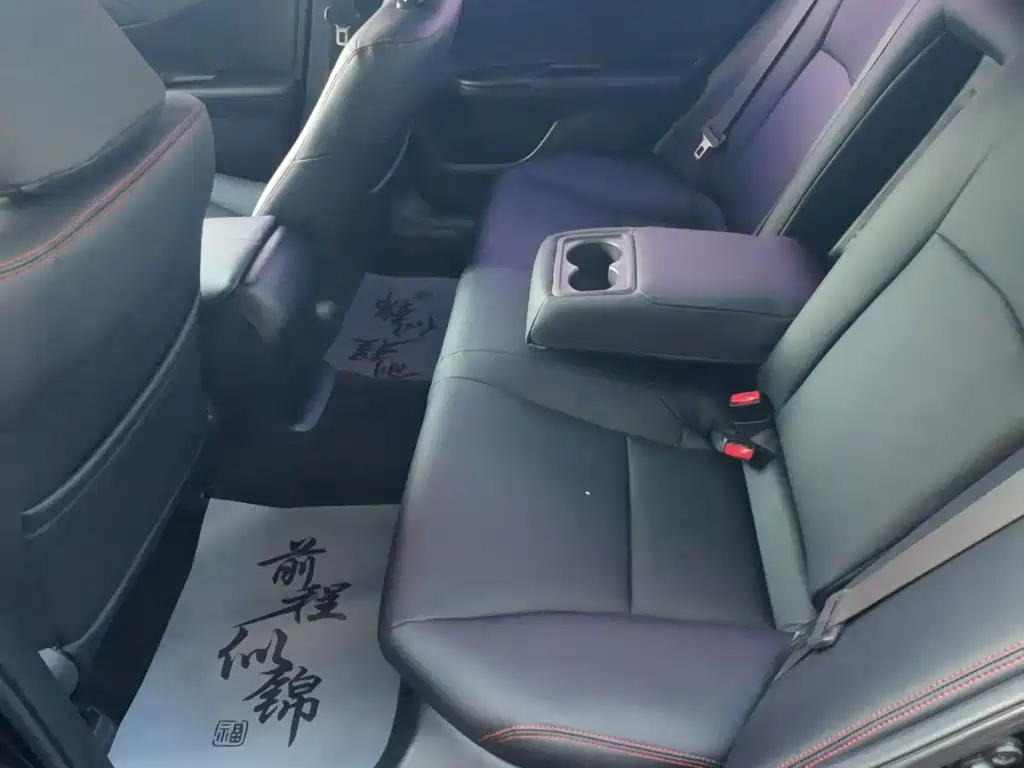 Honda Accord — миниатюра 6