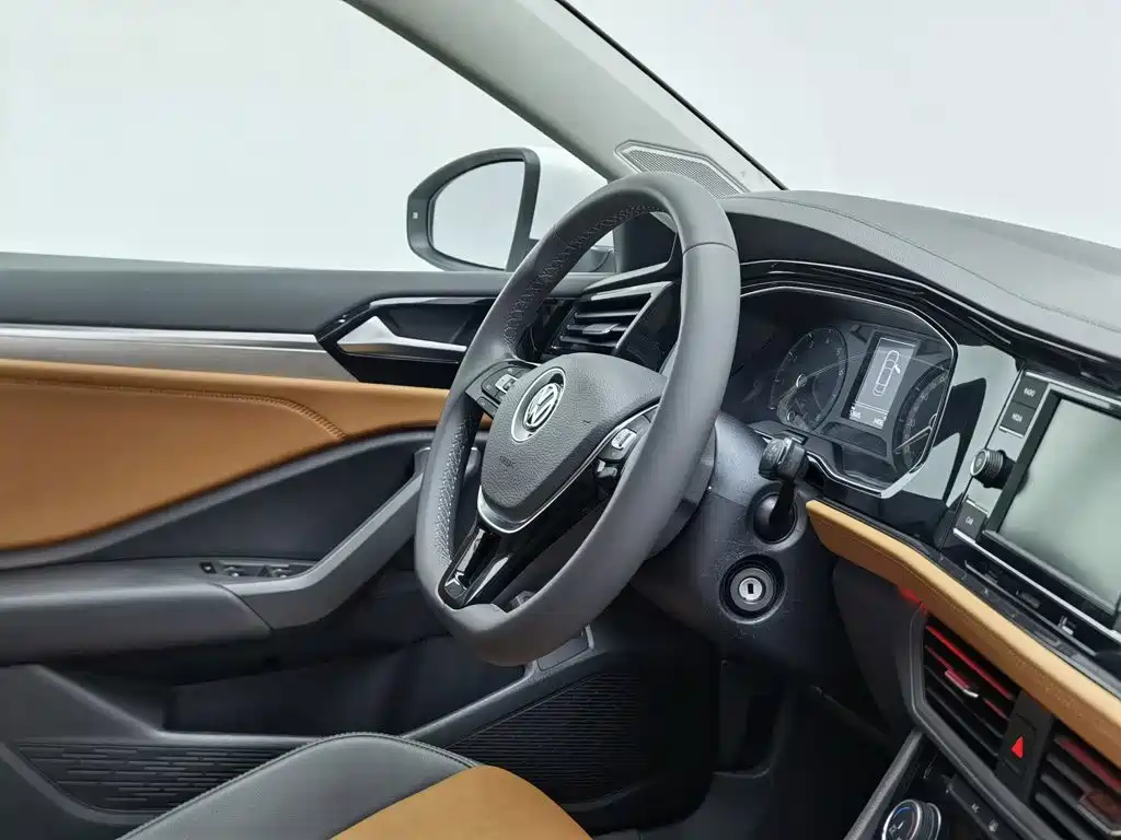 Volkswagen Sagitar — миниатюра 22