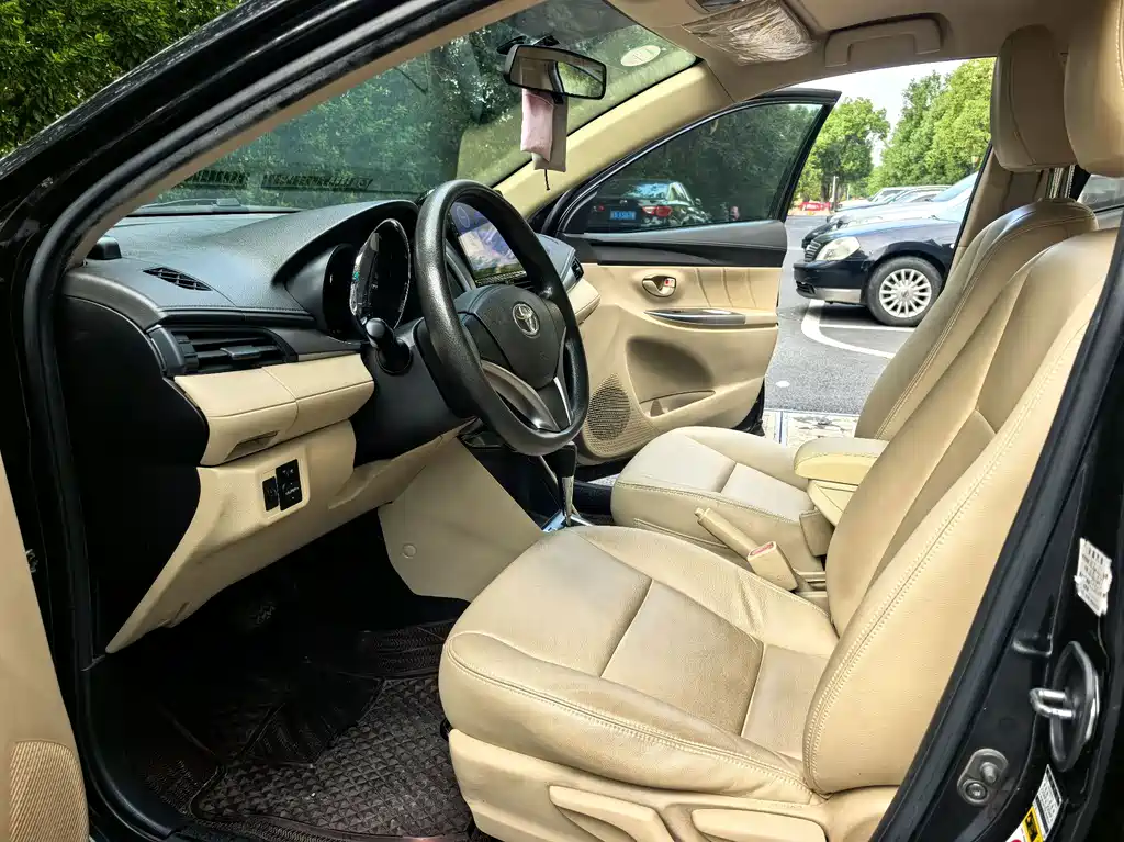 Toyota Vios — миниатюра 7