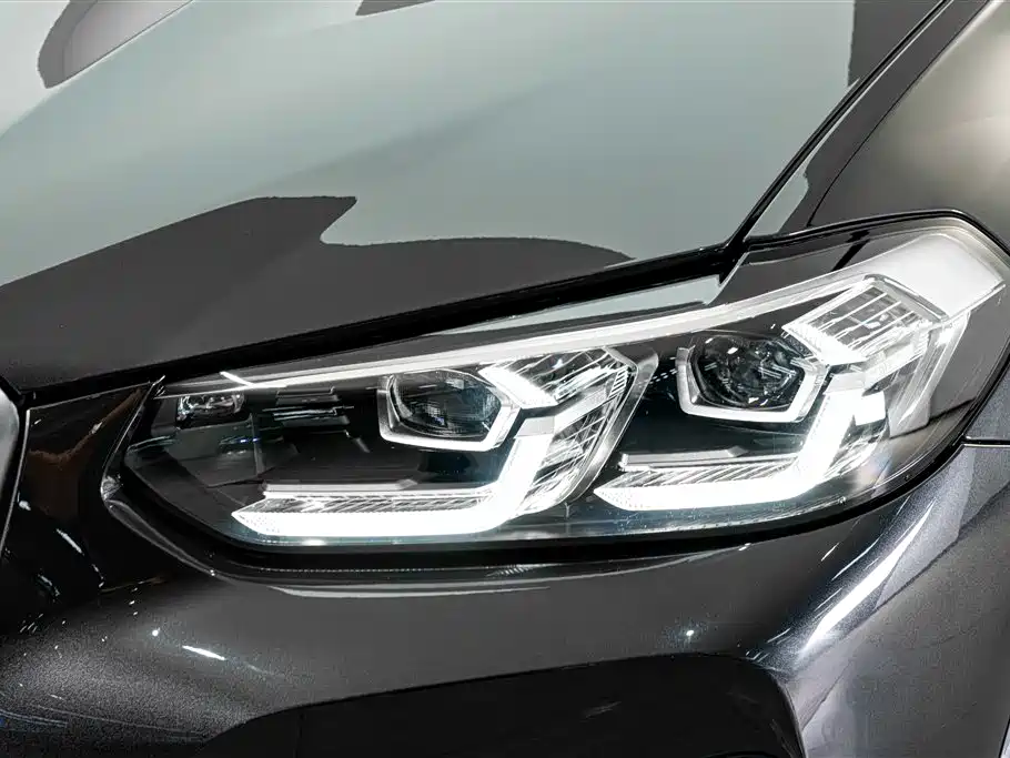 BMW X3 — миниатюра 4
