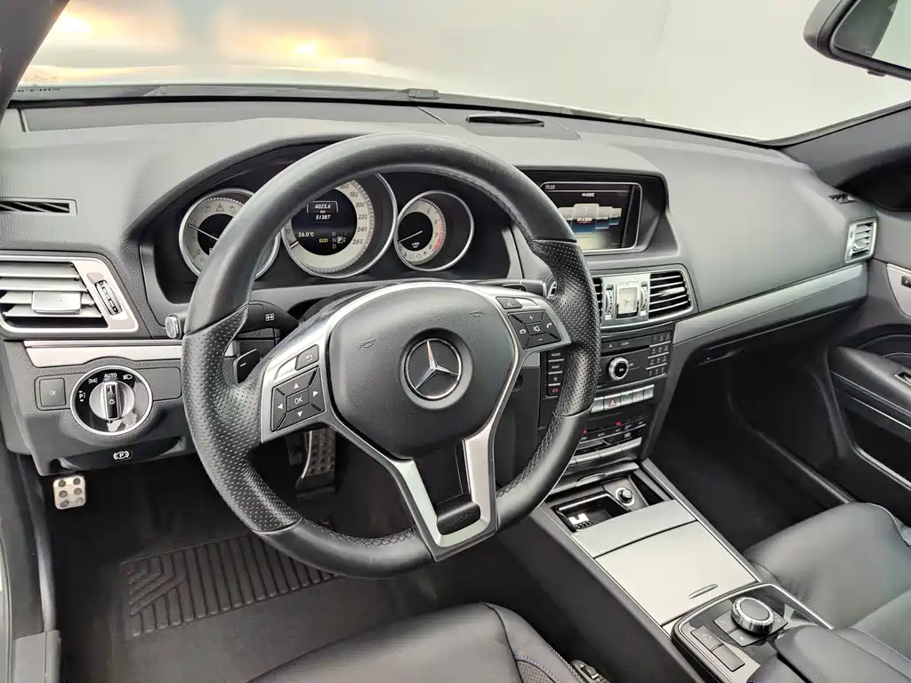 Mercedes-Benz E-Class (Import) — миниатюра 9
