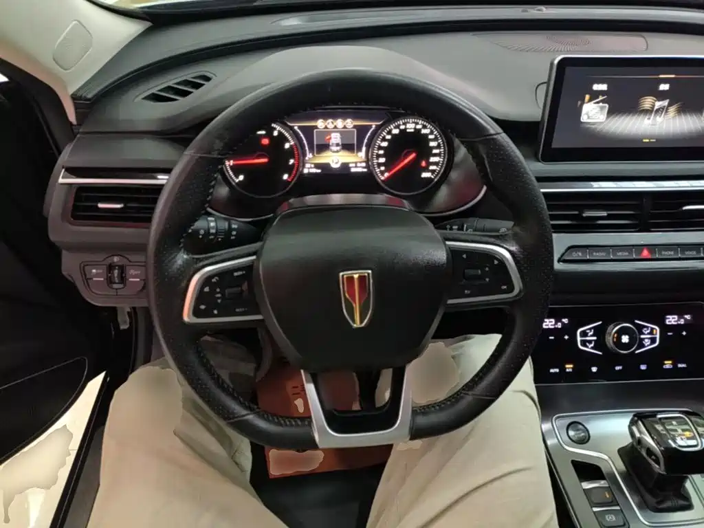 Hongqi Hongqi H5 — миниатюра 11