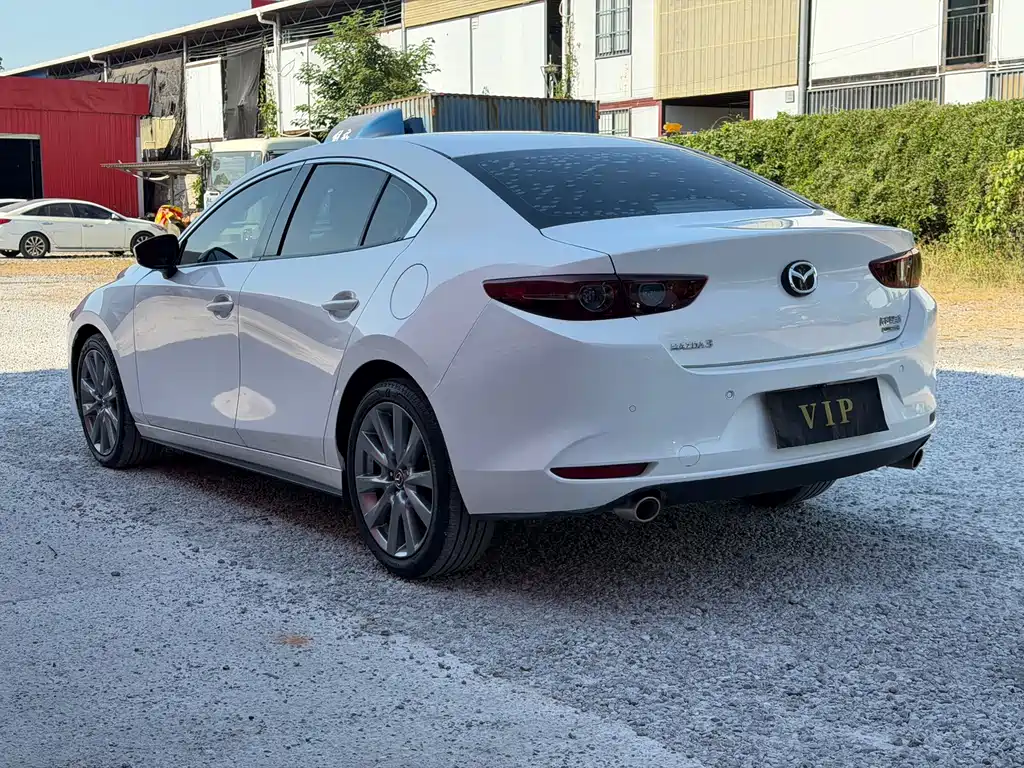 Mazda 3 Axela — миниатюра 6