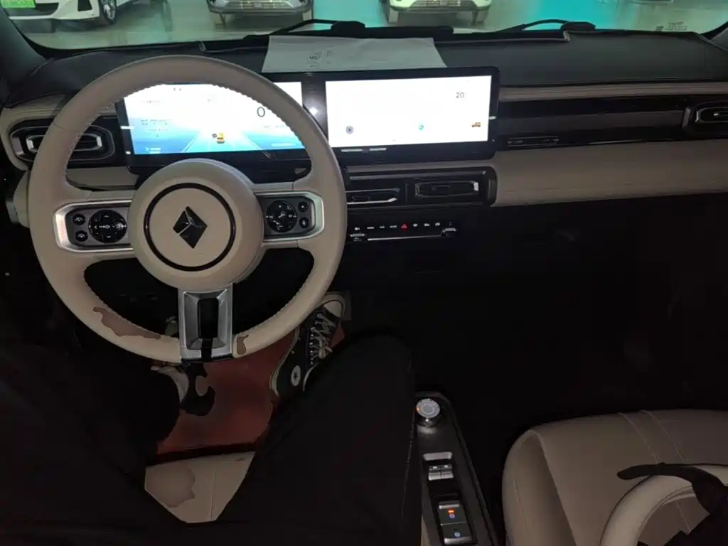 Baojun Yueye — миниатюра 10