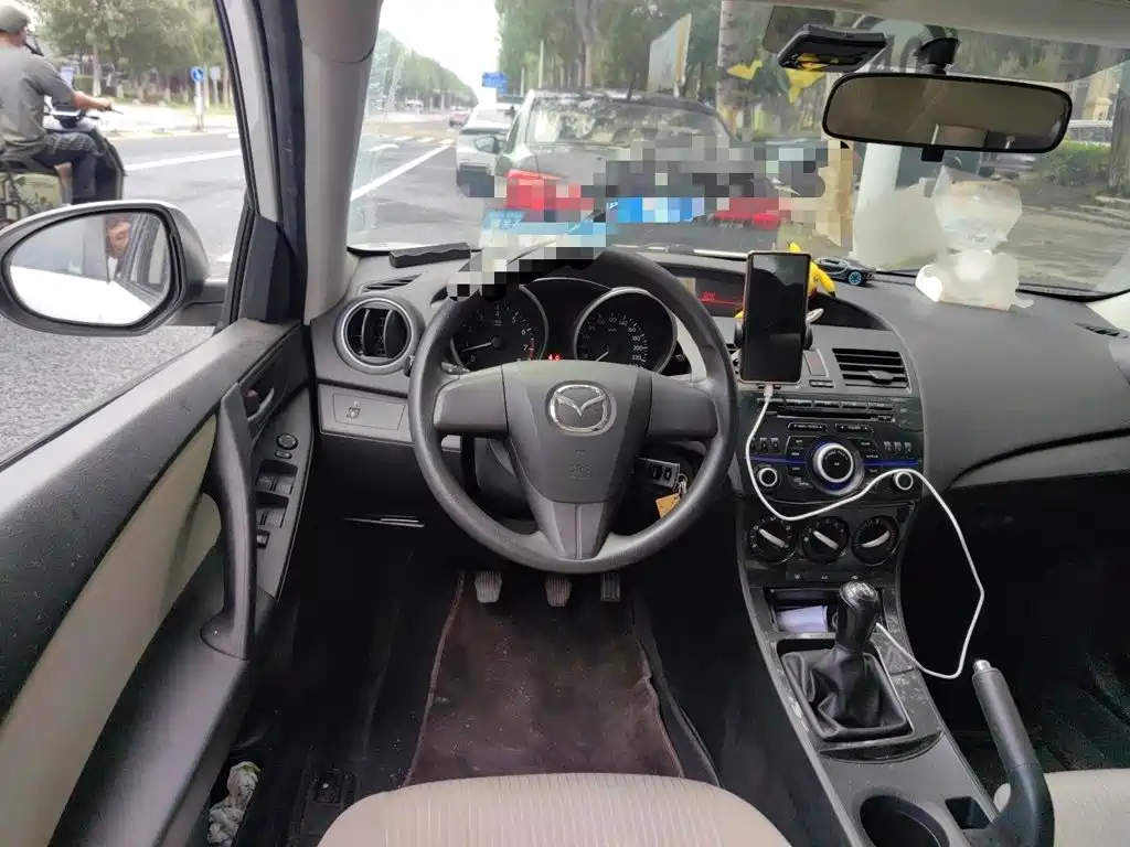 Mazda 3 Xingcheng — миниатюра 3
