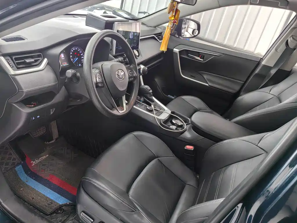Toyota Wildlander — миниатюра 5