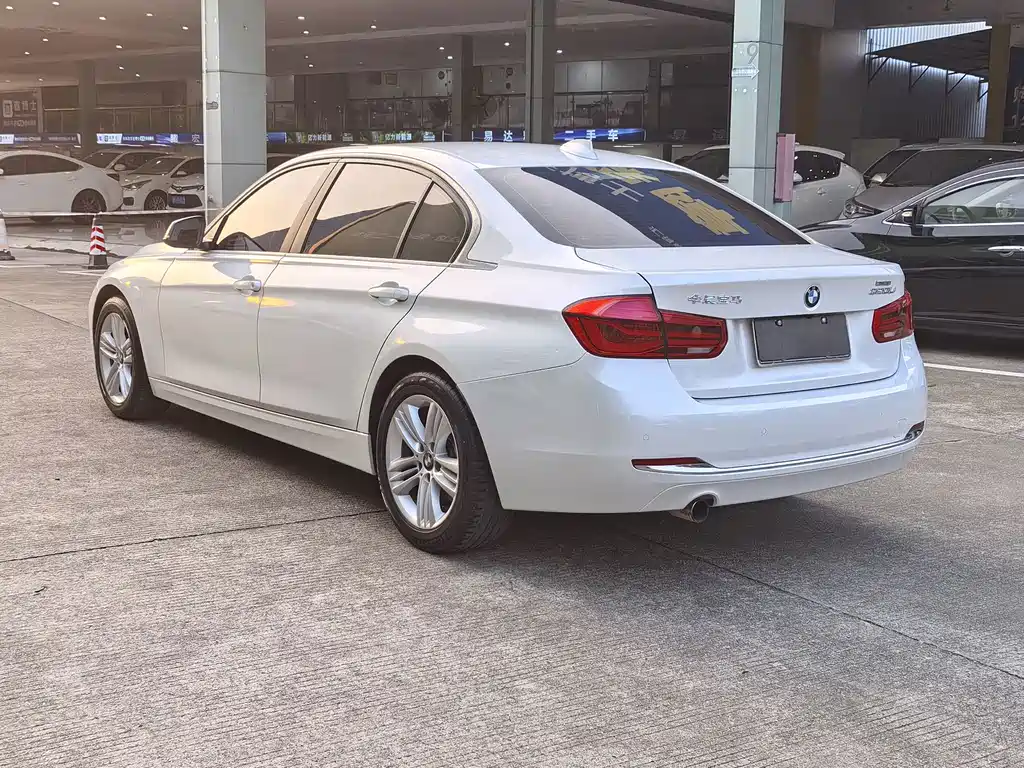 BMW 3 Series — миниатюра 4
