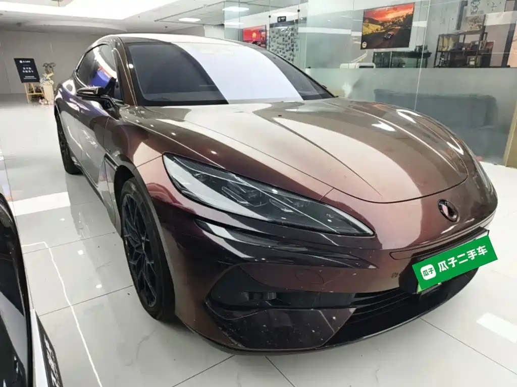Denza Denza Z9GT — миниатюра 4