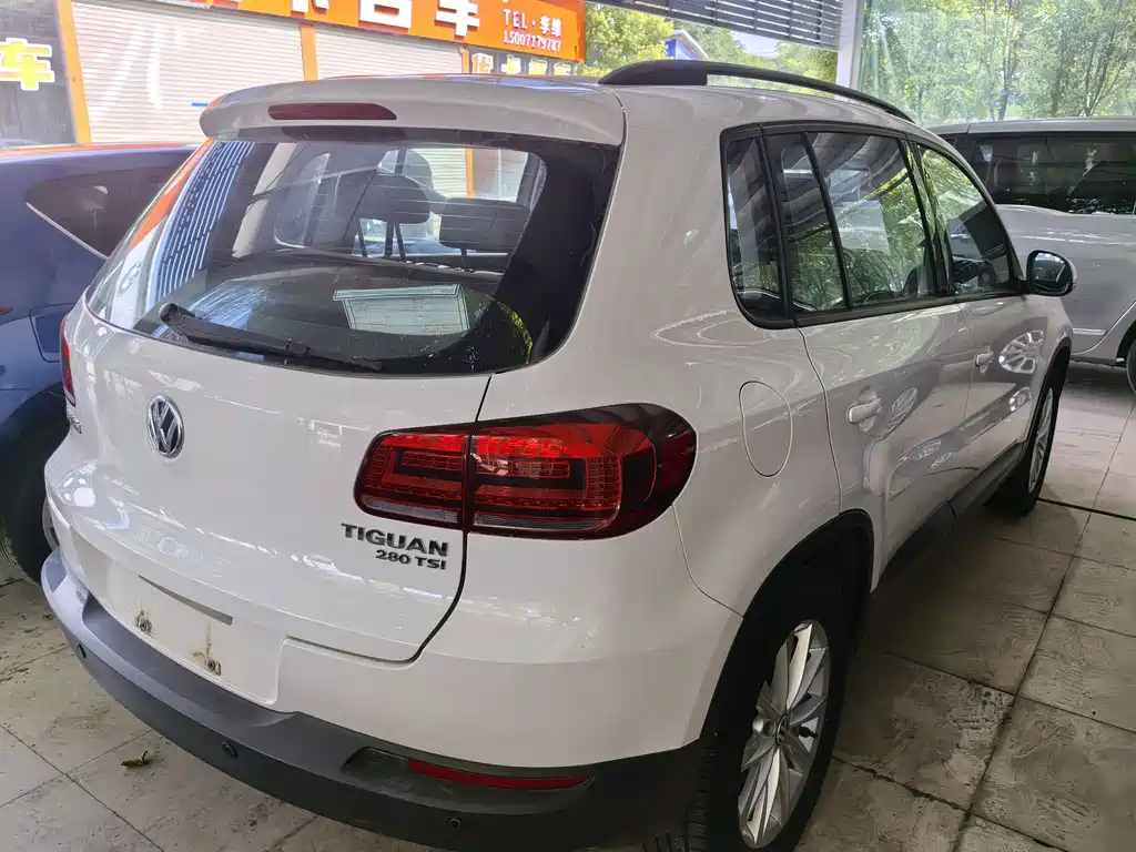 Volkswagen Tiguan — миниатюра 10