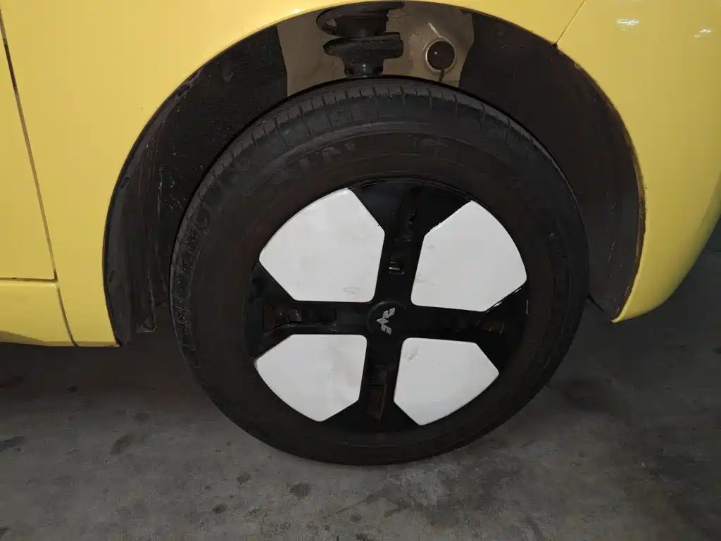 Wuling MINIEV — миниатюра 8