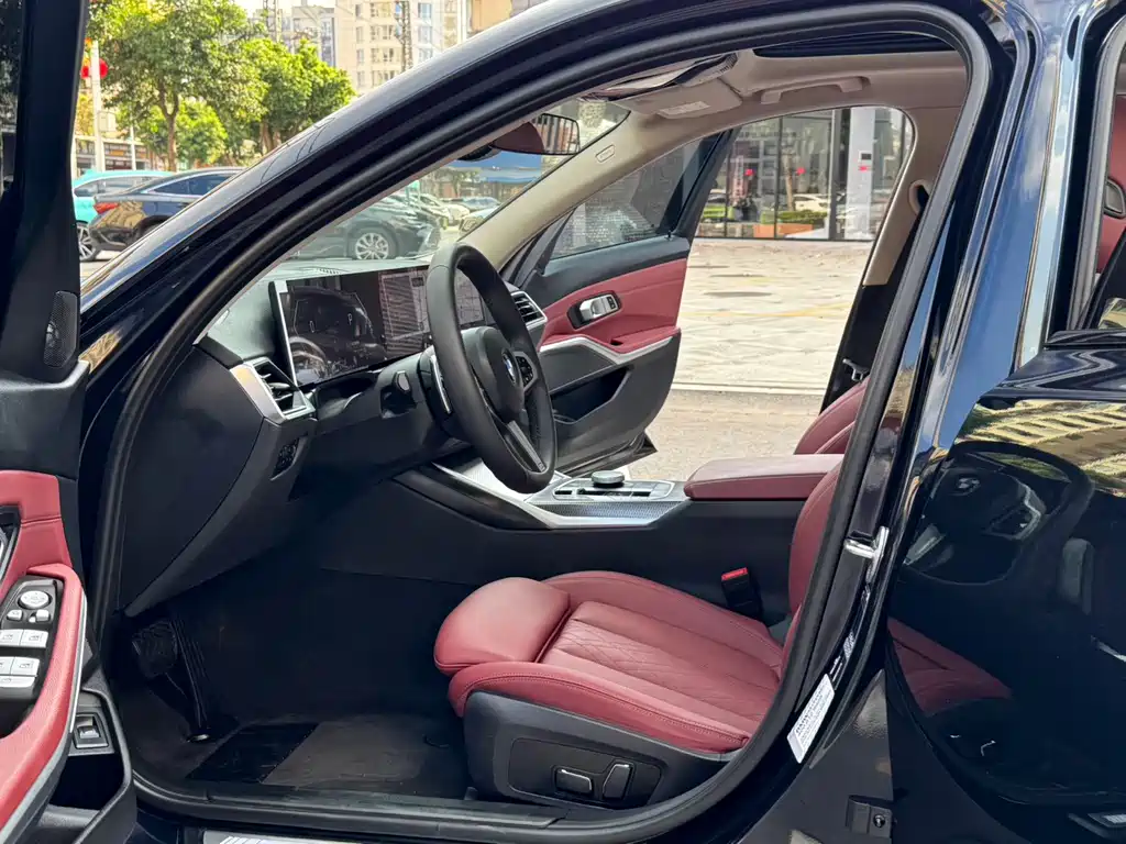 BMW 3 Series — миниатюра 7