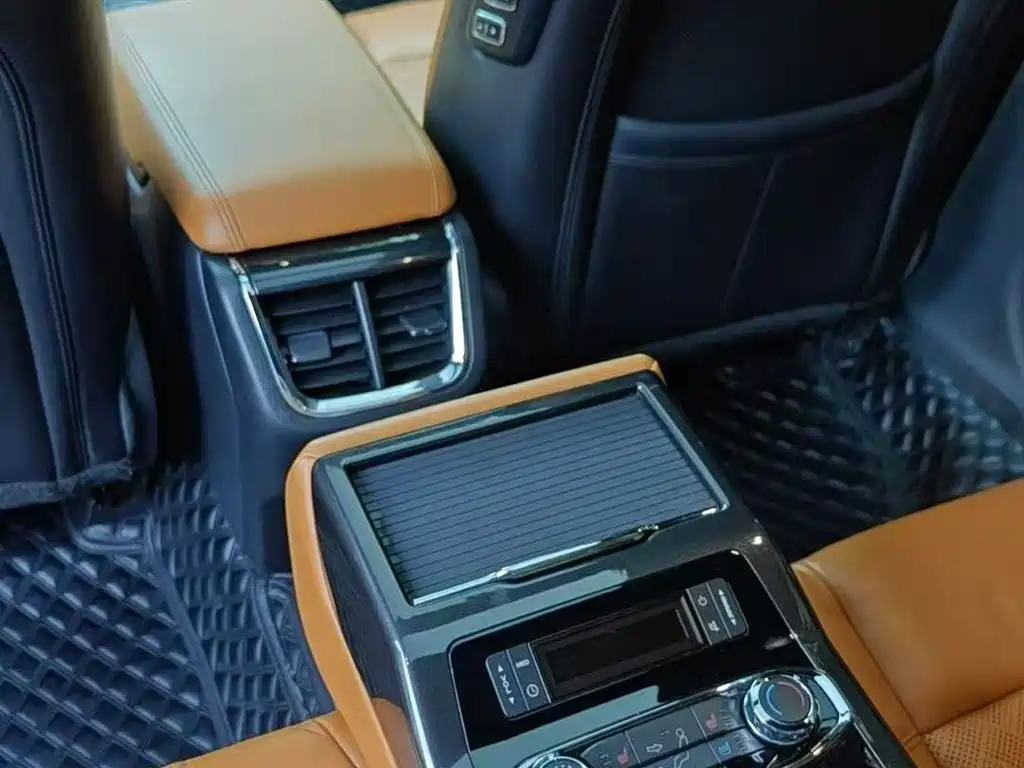 Ford Taurus — миниатюра 7