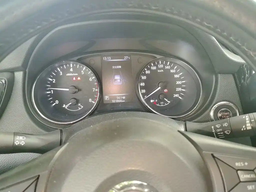 Nissan X-Trail — миниатюра 7