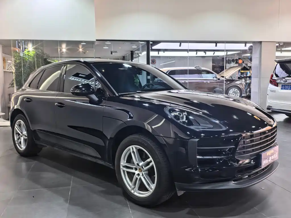 Porsche Macan — миниатюра 4