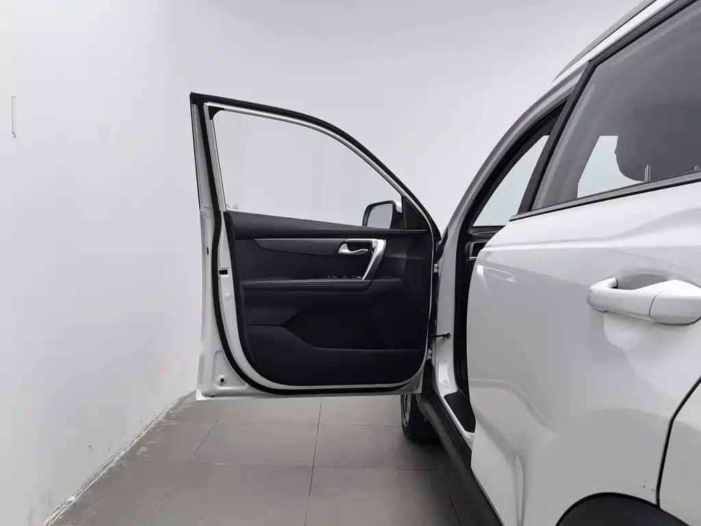 Kia Sportage — миниатюра 8