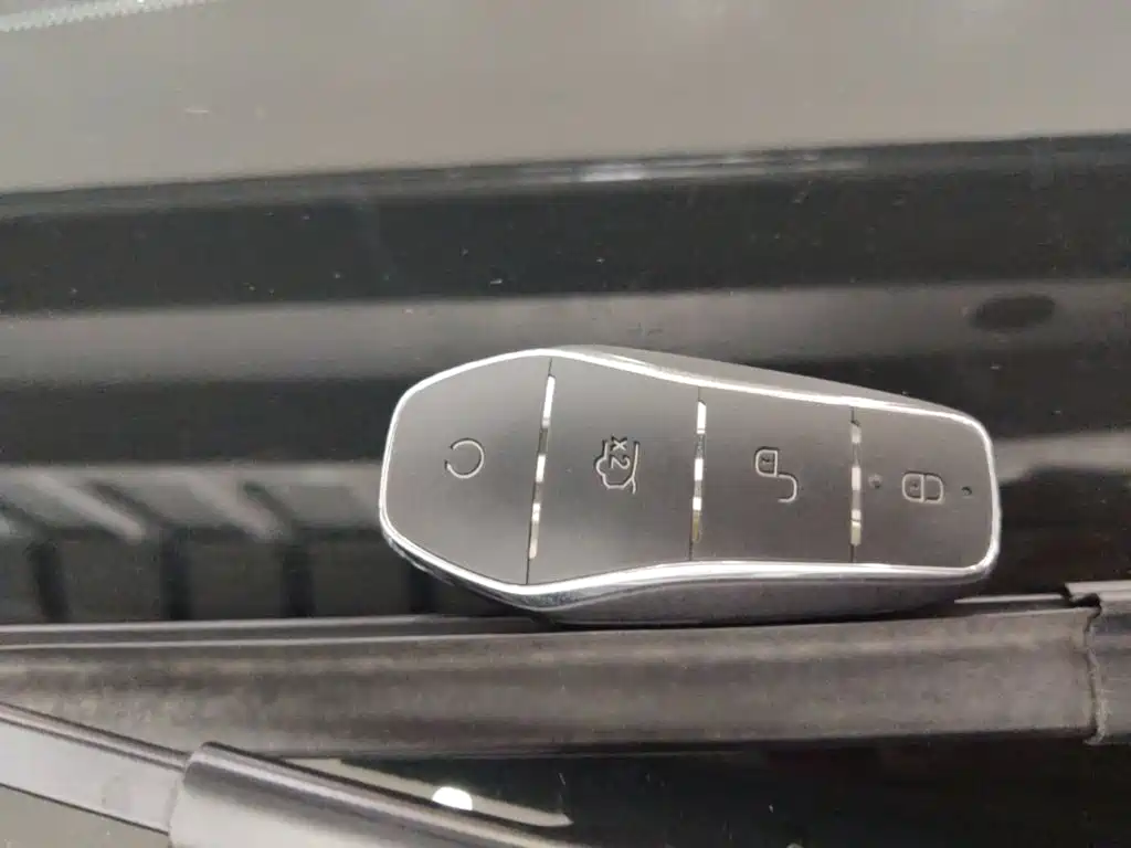 BYD Yuan UP — миниатюра 9
