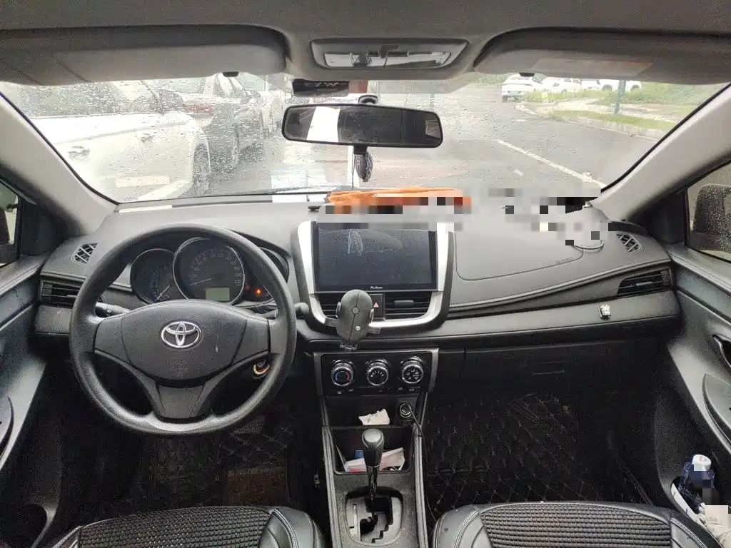 Toyota Vios FS — миниатюра 10