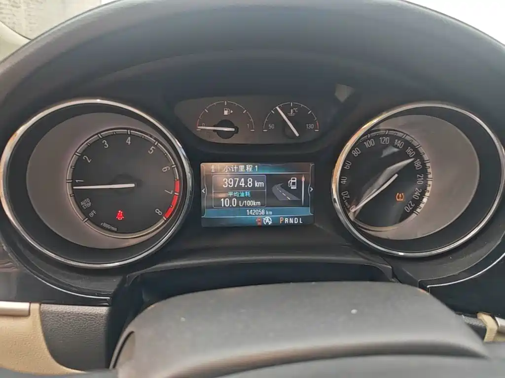 Buick Verano — миниатюра 12